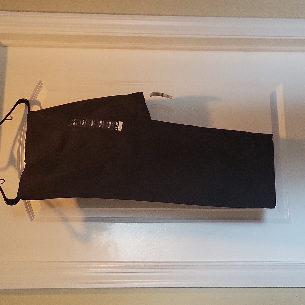 IzOD Men's Big & Tall American Chino BT Navy 36x36 New with tags